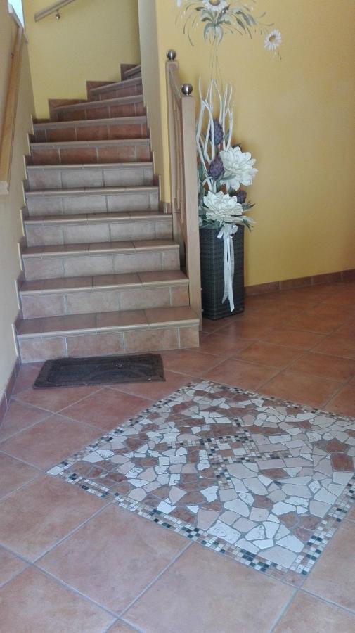 RevòCasa Novellaアパートメント エクステリア 写真